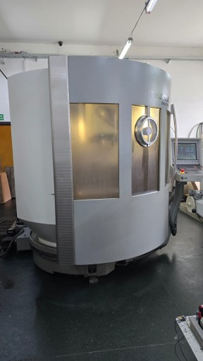 Обрабатывающий центр Deckel Maho DMU 60T