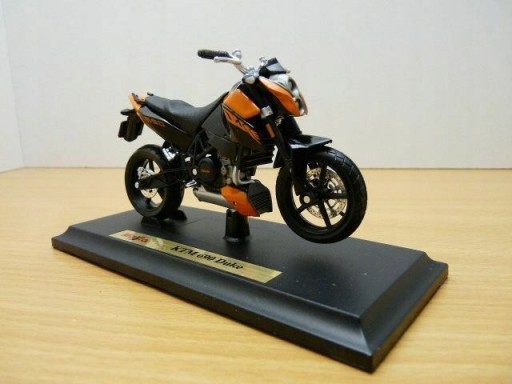 KTM 690 DUKE мотоцикл 1:18 модель Maisto