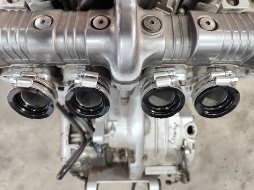 НОВЫЕ ВПУСКНЫЕ ИНДУКТОРЫ YAMAHA XJ 900 4KM 93-03 РЕГЕНЕРАЦИЯ РЕЗИНЫ SPIUTOT