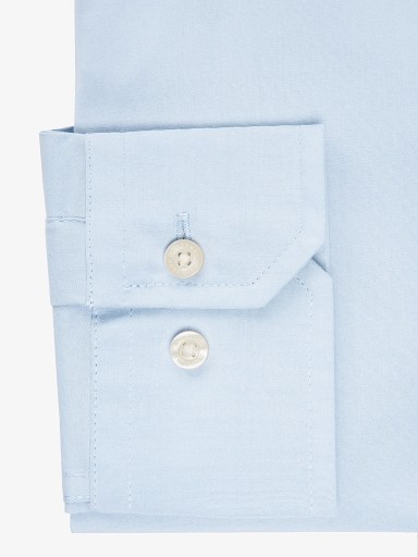 синяя мужская рубашка, элегантная мужская рубашка, джинсы Tommy Hilfiger Slim