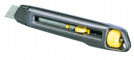 Нож STANLEY 10-018 INTERLOCK, сломанное лезвие 18 мм.