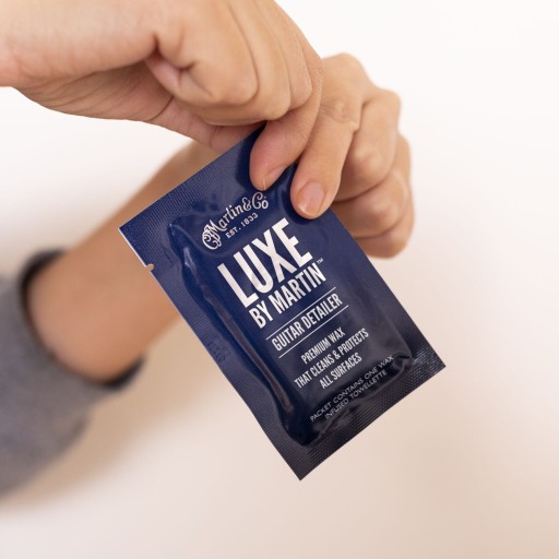 Ściereczka Luxe by Martin Guitar Detailer Premium Wax