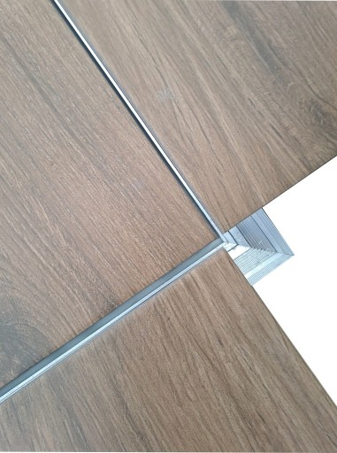 Drzwi rewizyjne pod PŁYTKĘ Z USZCZELKĄ Rewizja GLAZURY 30X60 CERAMIKO PURE