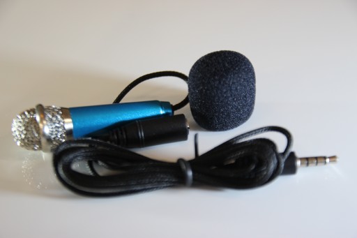 VIP SOLIDNY Mały MIKROFON KARAOKE DO TELEFONU MINI PRZENOŚNY MP065