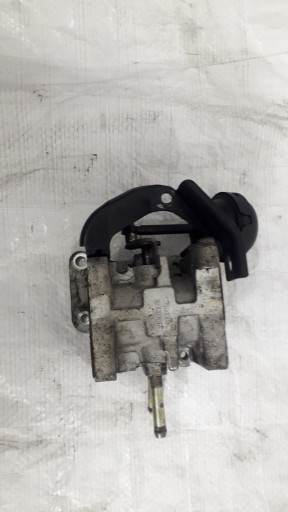 VW Golf IV 1.9TDI AXR EGR VALVE 038131063C