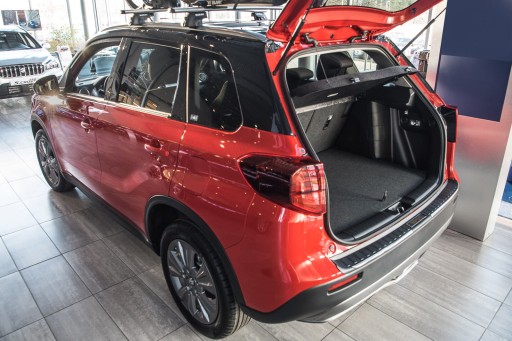 SUZUKI VITARA II LY 2015+ ЗАЩИТНАЯ НАКЛАДКА НА ЗАДНИЙ БАМПЕР