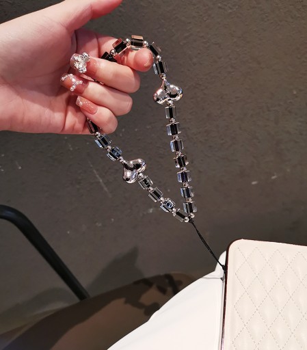 Кулон Quick Phone СЕРДЦЕ СЕРЕБРЯНЫЕ БУСИНЫ
