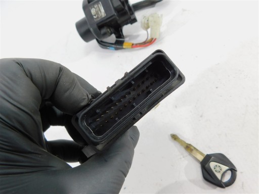 МОДУЛЬ ЗАМКА ЗАЖИГАНИЯ КОМПЬЮТЕРА YAMAHA FZ6 600 FAZER 04-09 1B3W82500000