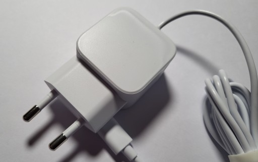 Блок питания UBIQUITI UNIFI USB-C для USW-FLEX-MINI E005-1 020100VE 5V 1A 5W