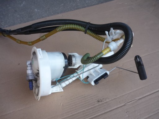 КОМПЛЕКТ ТОПЛИВНОГО НАСОСА BMW E87 E90 116i 118i 120i 6763850 6763851