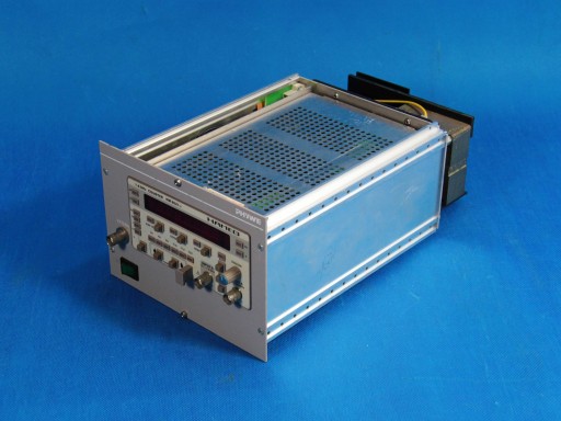 HAMEG CZESTOŚCIOMIERZ 1,6GHz HM8021-3