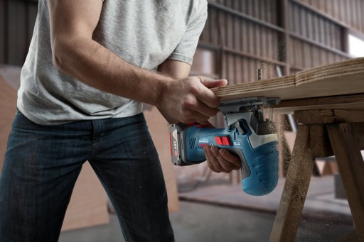 Wyrzynarka BOSCH Professional GST 185-LI