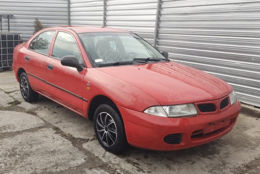 ПОДГОЛОВНИК ЗАДНИЙ ПРАВЫЙ MITSUBISHI CARISMA I 95-