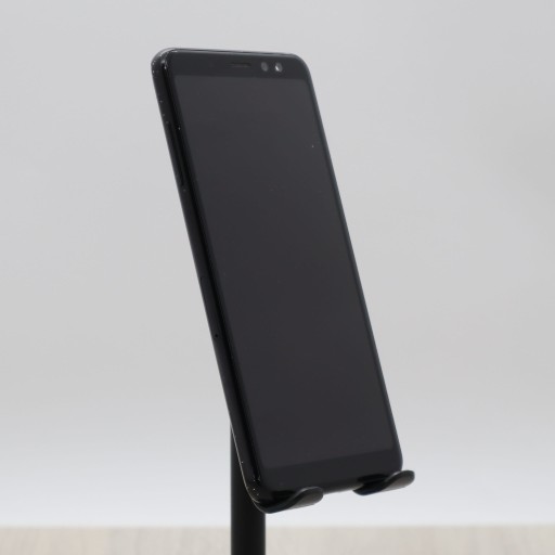 Смартфон Samsung Galaxy A8 2018 SM-A530F/DS 4 ГБ 32 ГБ, две SIM-карты, черный