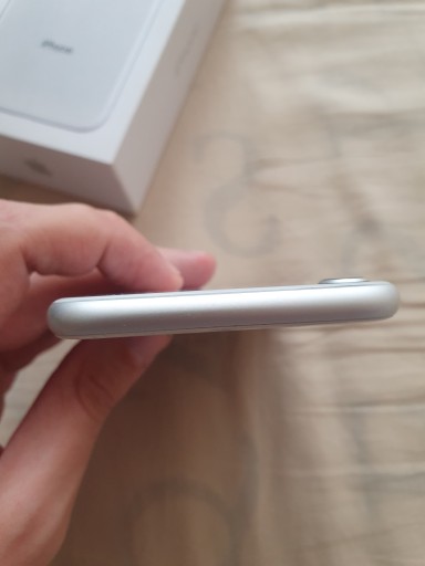 Smartfon Apple iPhone 8 64gb silver