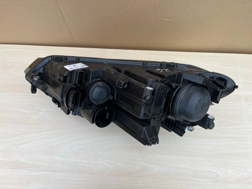 ФОНАРЬ ПЕРЕДНИЙ ПРАВЫЙ VW TOURAN III 5TA 5TB941006