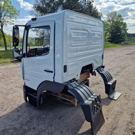 MERCEDES ATEGO, кабина с каркасом, высокий туннель