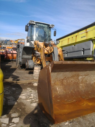 Погрузчик Liebherr 550 2014 г. По запчастям