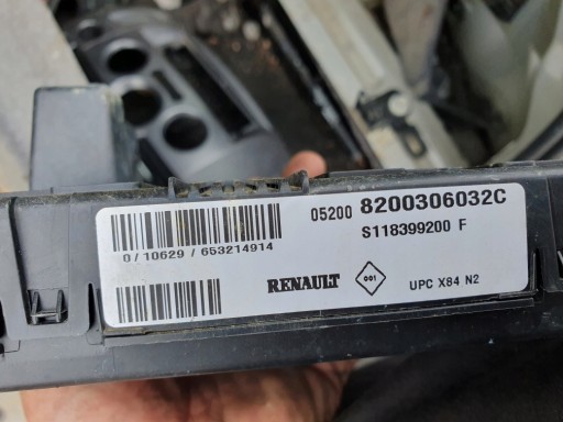 SANKI BELKA POD SILNIK renault SCENIC MEGANE II 2005