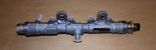 РАМПА ВПРЫСКА C C4,P308 1.5 BLUHDI