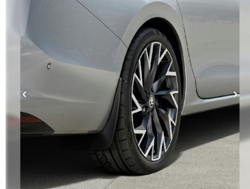 CHLAPACZE TYŁ TYLNE SKODA SUPERB IV 4 SEDAN LIMUZYNA - 3P3075101