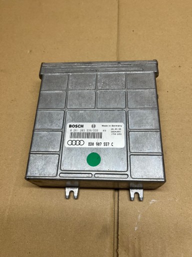 AUDI A4 B5 КОМПЬЮТЕР 8D0907557C 1.8 0261203938