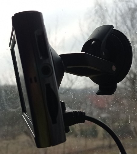 Роскошная навигация Harman Kardon GPS-910