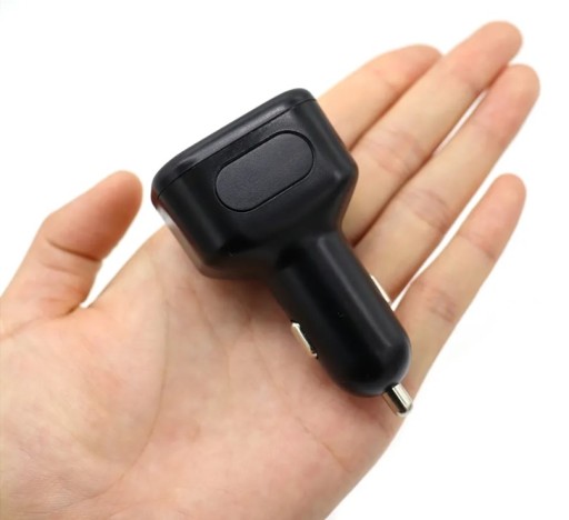 LOKALIZATOR GPS SINOTRACK ST909 APP DO GNIAZDA ZAPALNICZKI ŁADOWARKA 2x USB