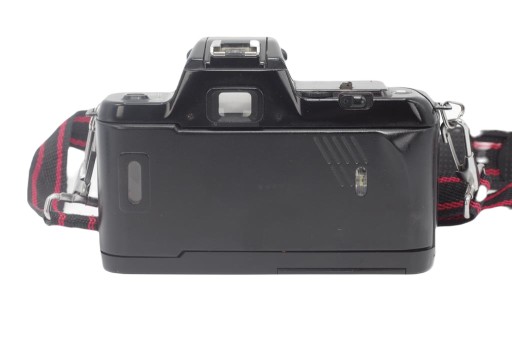 NIKON F-401 AF – всепогодный фотоаппарат