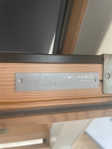 ОРИГИНАЛ Fakro ARF 78x118 затемняющая рулонная штора