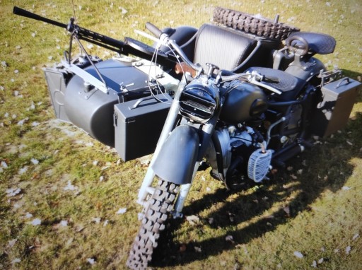 FELDGRAU PAINT 3.5L BMW K-750 M-72+РАЗБАВИТЕЛЬ