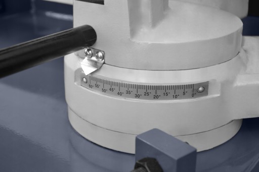 СТАНОК ДЛЯ РЕЗКИ ЛЕНТОЧНОЙ ПИЛЫ ПО МЕТАЛЛУ METCOR BS260G 260мм