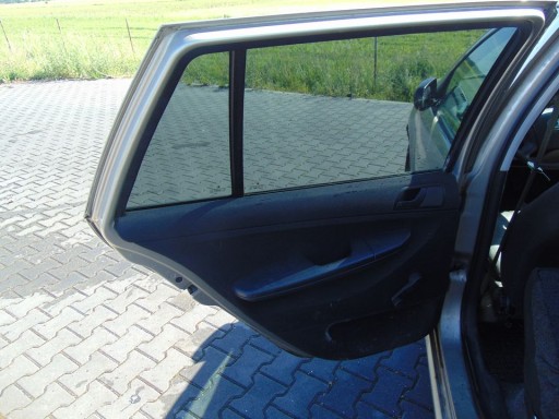 SKODA FABIA I LIFT COMBI ДВЕРЬ ЛЕВАЯ ЗАДНЯЯ Q2Q2