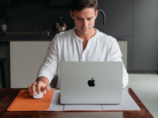 ORBITKEY Etui na laptopa 2w1, Pokrowiec z Podkładką do Macbook 16