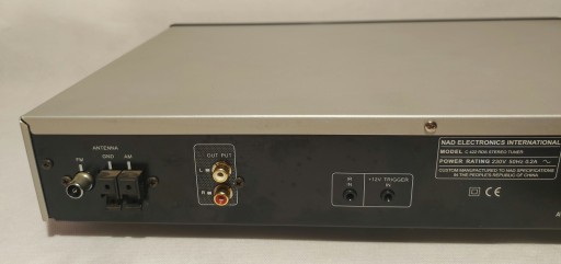 NAD C422 - AM/FM тюнер + орг. пакет