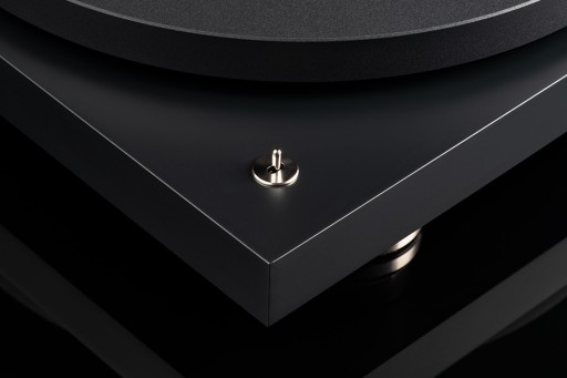 Аналоговый проигрыватель Pro-Ject Debut PRO, черный
