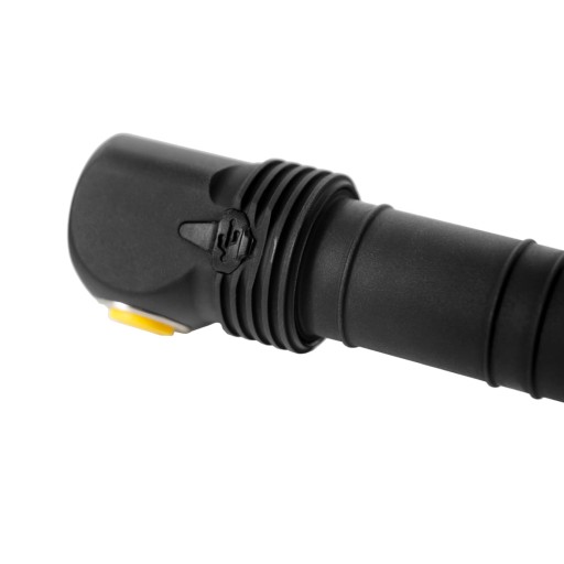Latarka Armytek Elf C2 Micro USB z akumulatorem 18