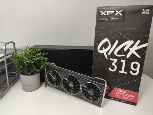 XFX / Radeon RX 6700 XT / ULTRA SPEEDSTER QICK 319 / 12 ГБ видеопамяти GDDR6