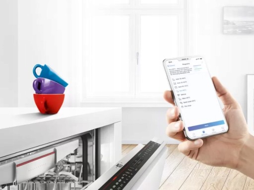Комплект Bosch: духовка, индукционная плита, посудомоечная машина.