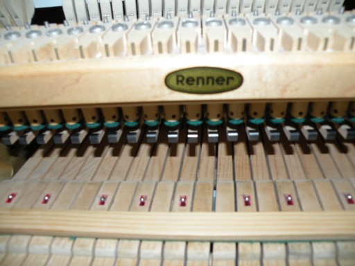 Пианино SCHIMMEL, длина 150 см, белое
