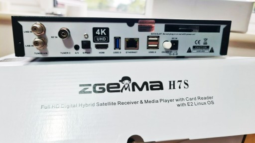 ZGEMMA H7S 4K ТЮНЕР 2xS2X+1xT/C ENIGMA LINUX OSCAM