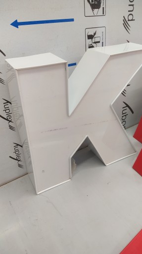 Napis HOTEL wys. 50 cm, litery blokowe, świecące