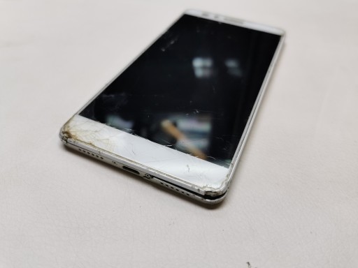 HONOR 5X KIW-L21 ПОВРЕЖДЕН