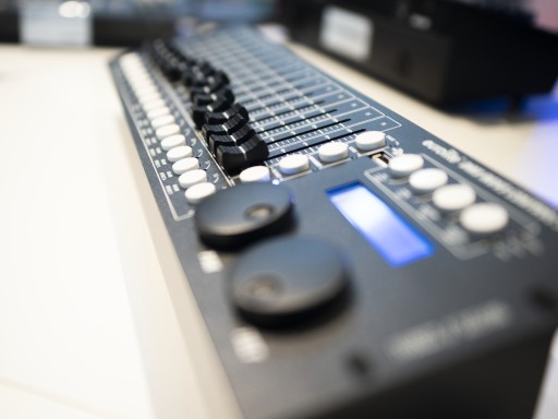 EUROLITE DMX Move Controller 512 с генератором эффектов
