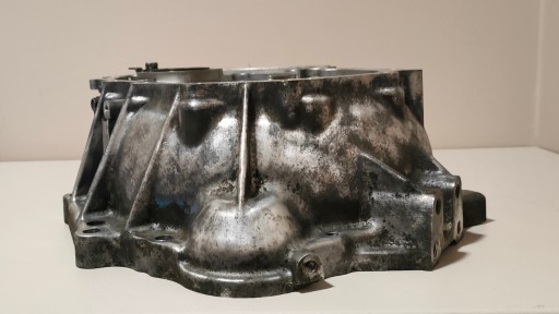 Передняя часть корпуса коробки передач U341E