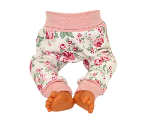 PÓŁŚPIOCHY BEZ STÓP SPODENKI BAGGY 80 ROSES /63/