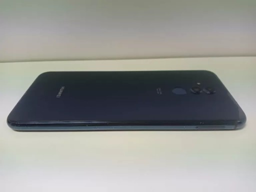 ТЕЛЕФОН HUAWEI MATE 20 LITE В КОМПЛЕКТЕ
