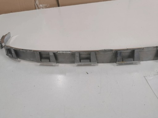 Chrom, listwa zderzaka przedniego PEUGEOT 407 2.070