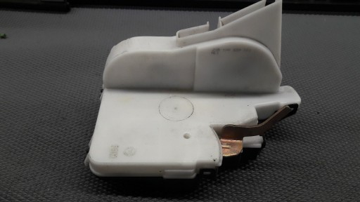 1H4839015 Замок левой задней двери VW Golf III 4pin