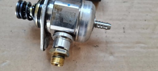 Q5 80A ТОПЛИВНЫЙ НАСОС 2.0 TFSI 06K127028J A4 B9 8W A5 VW AUDI